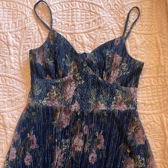Navy Floral Shimmer Dress—Missing Belt, Size 4 - Picture 3 of 17